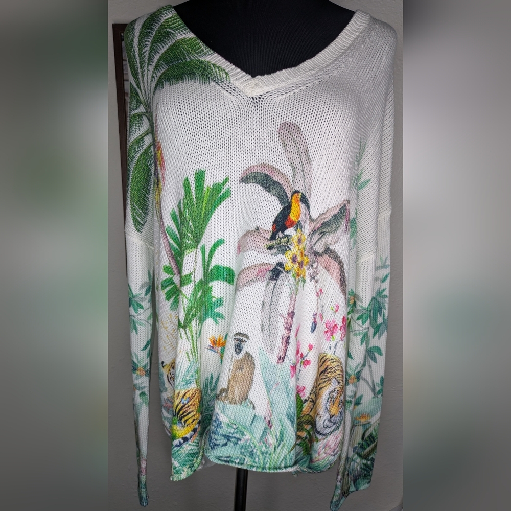 Princess Goes Hollywood Women's Jungle Themed V-Neck Sweater Size XL